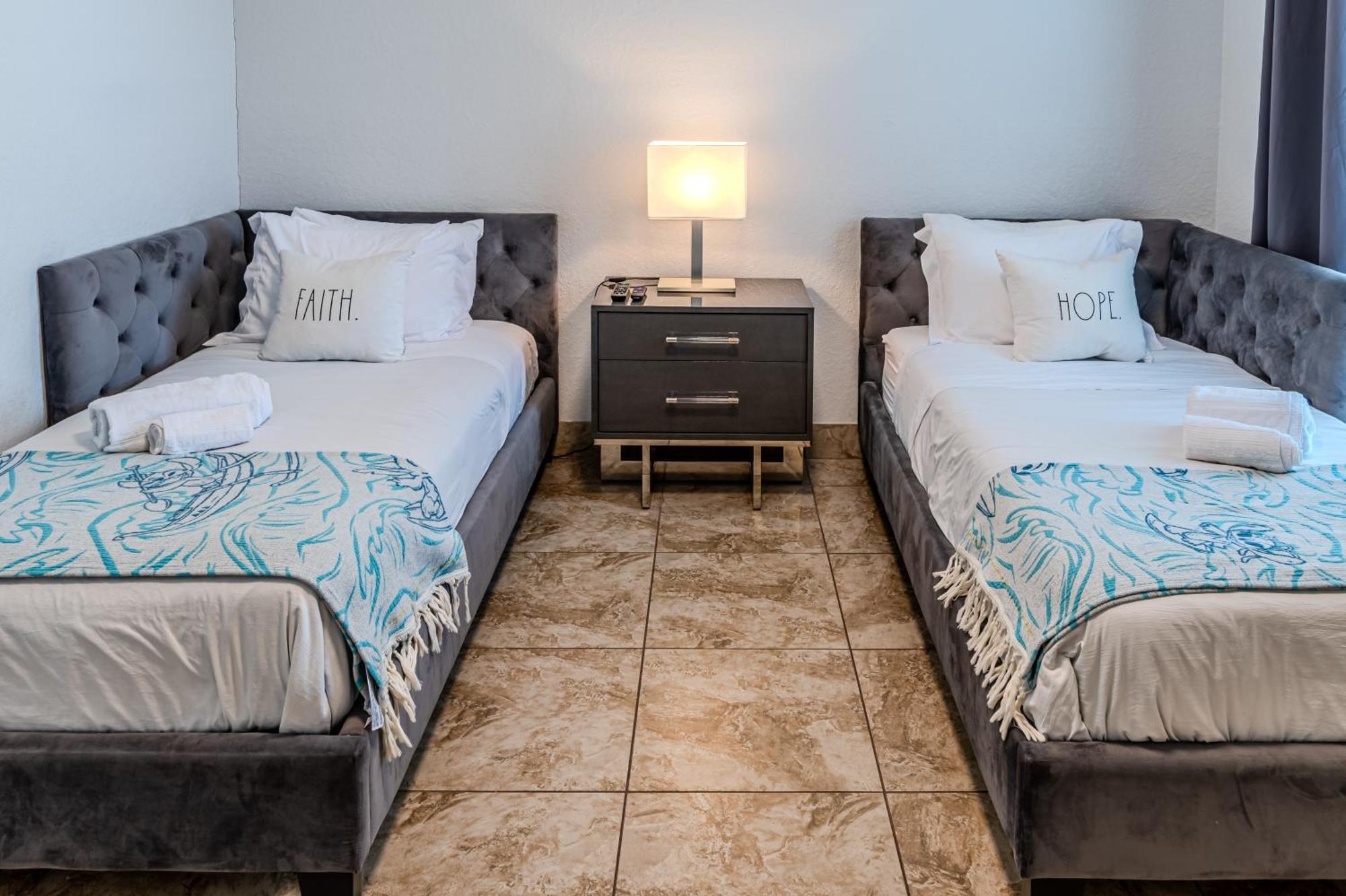 Apartment 3 Bedroom In Tuscana Resort , 15" From Disney Kissimmee Exterior photo