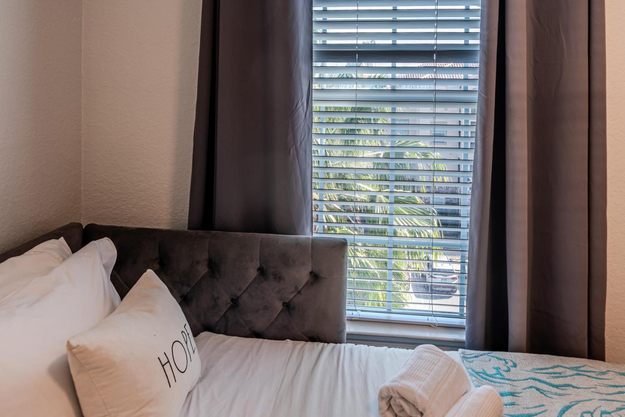 Apartment 3 Bedroom In Tuscana Resort , 15" From Disney Kissimmee Exterior photo